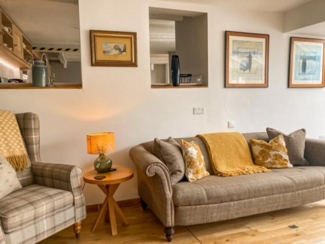 The Cottage , Newton Ferrers エクステリア 写真